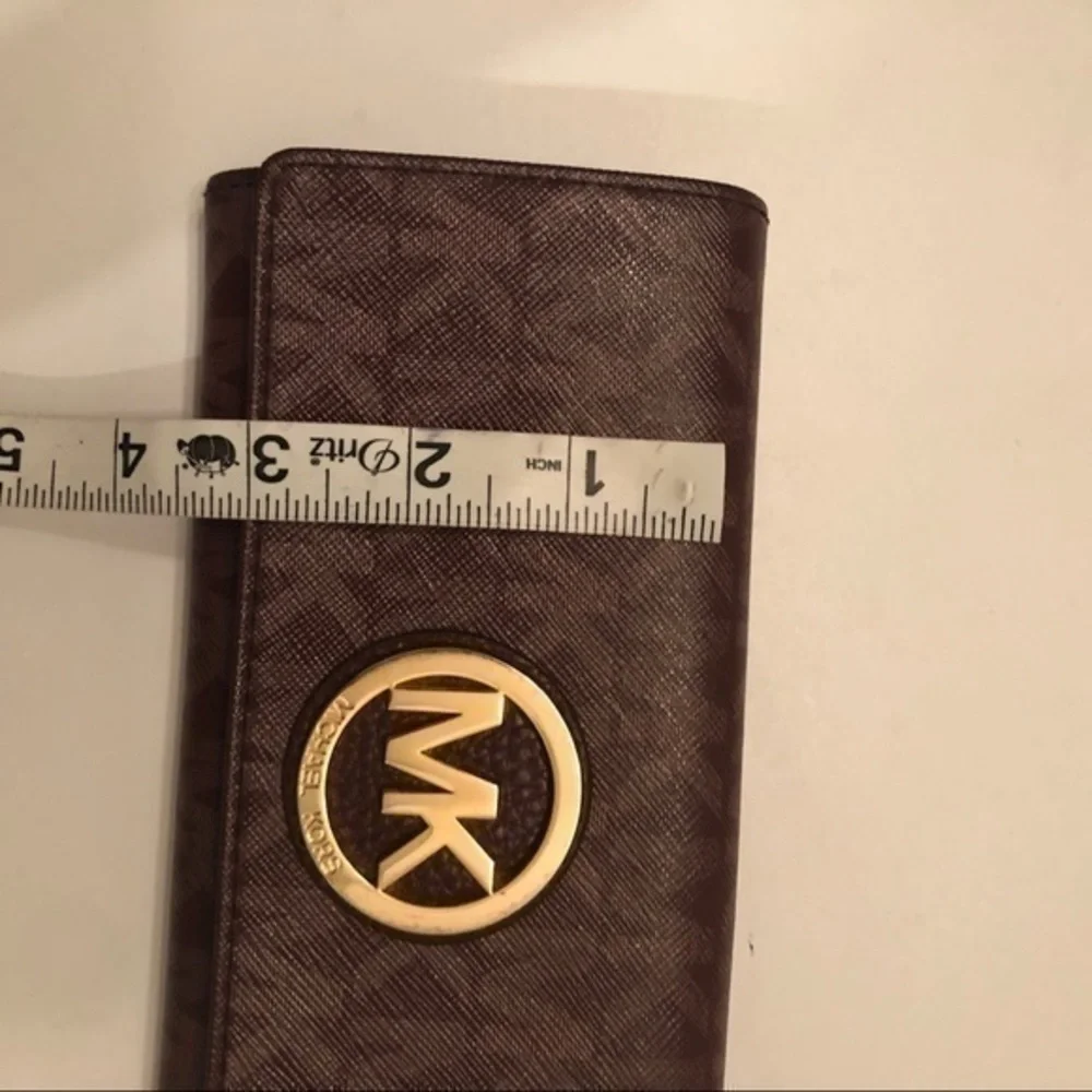 Michael kors burgundy red wallet logo